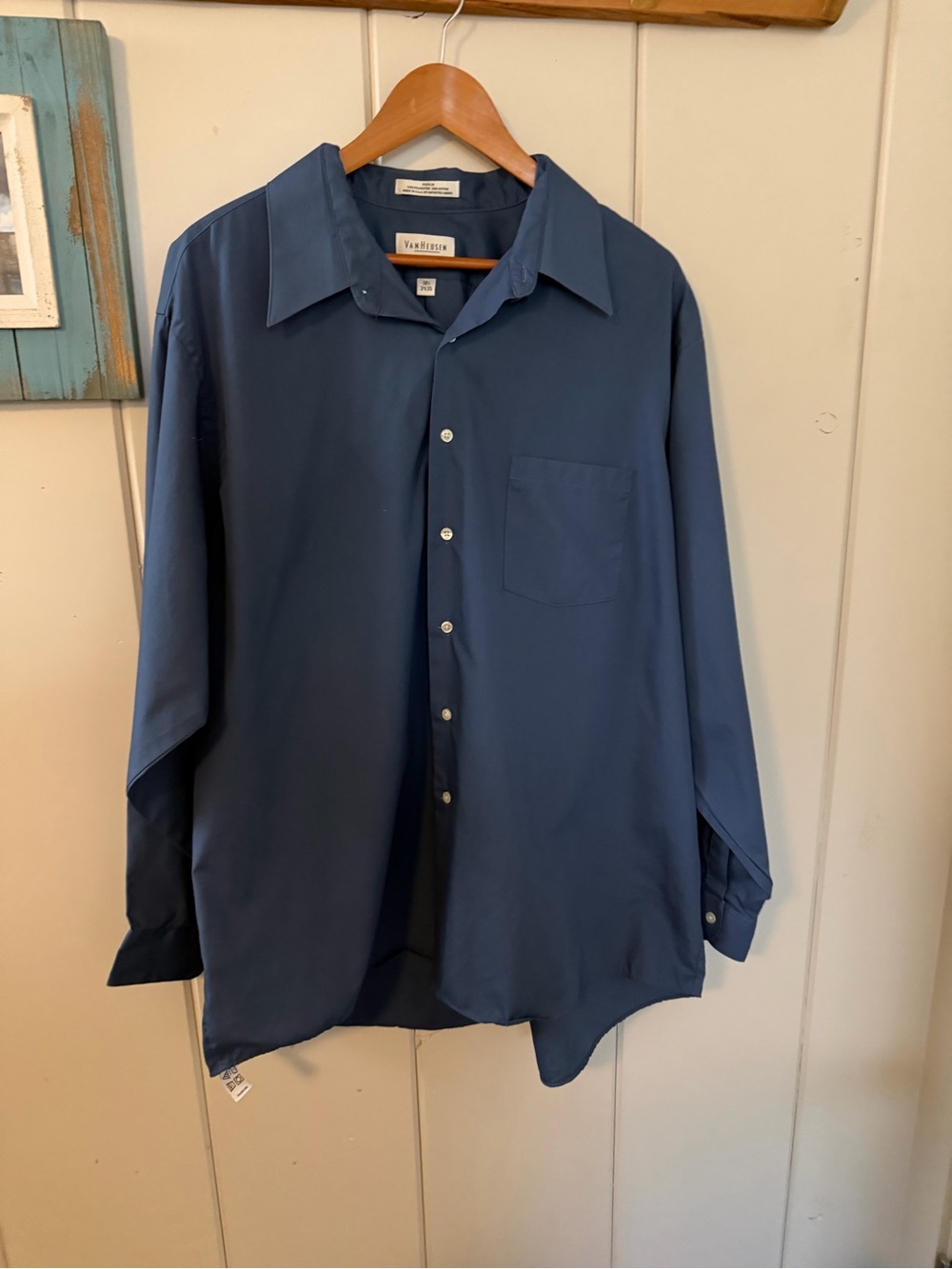 Van Heusen Men’s 18.5 34/35 Blue Poplin Dress Shirt Made in USA Long Sleeve